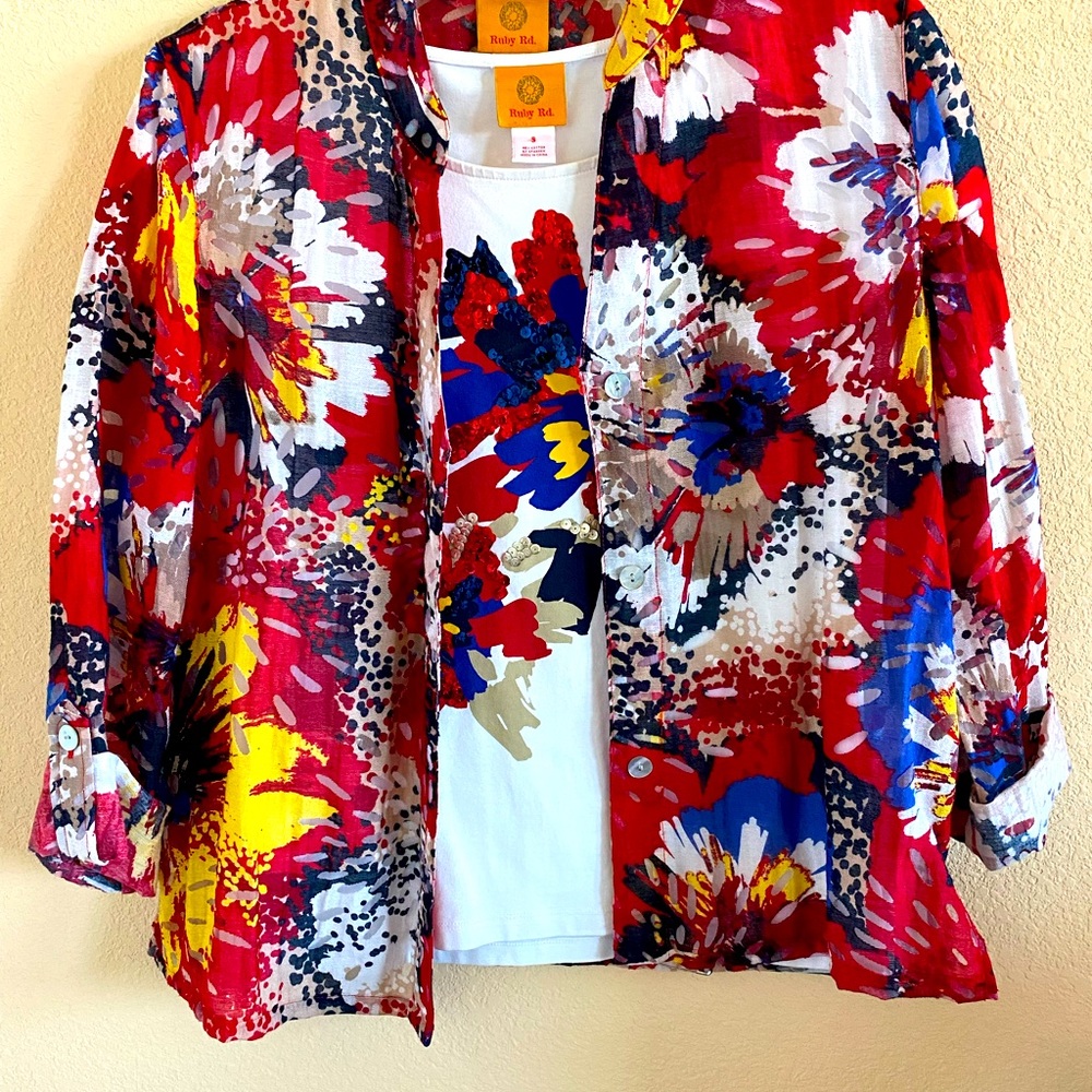 2 pc jacket and t-shirt